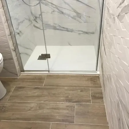 Apartment Avec Piscine - Rez De Jardin